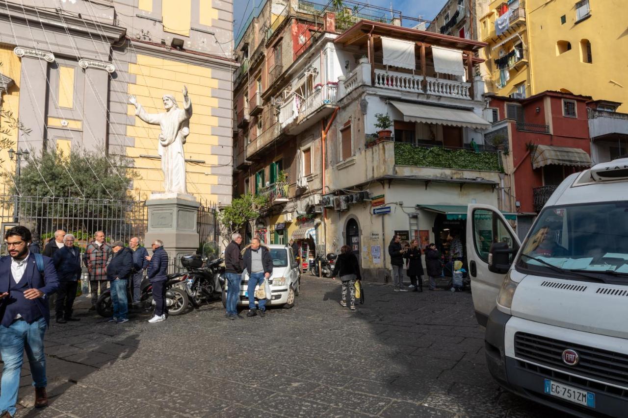Apartment With Sea View With 2 Lifts Above Montesanto! Napoli Eksteriør bilde