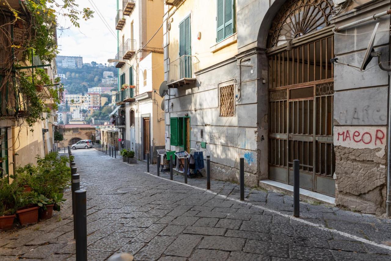 Apartment With Sea View With 2 Lifts Above Montesanto! Napoli Eksteriør bilde