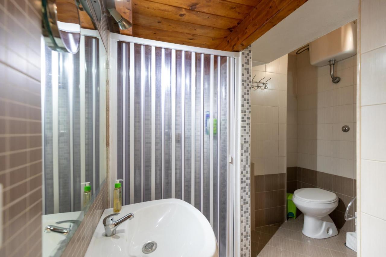 Apartment With Sea View With 2 Lifts Above Montesanto! Napoli Eksteriør bilde