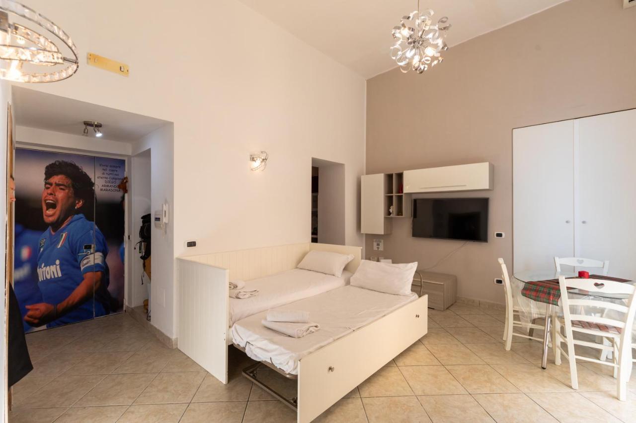 Apartment With Sea View With 2 Lifts Above Montesanto! Napoli Eksteriør bilde