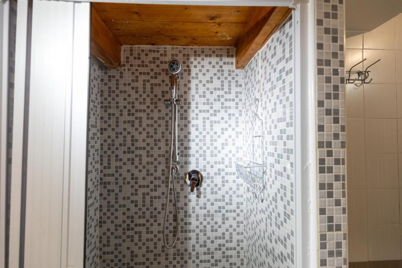 Apartment With Sea View With 2 Lifts Above Montesanto! Napoli Eksteriør bilde
